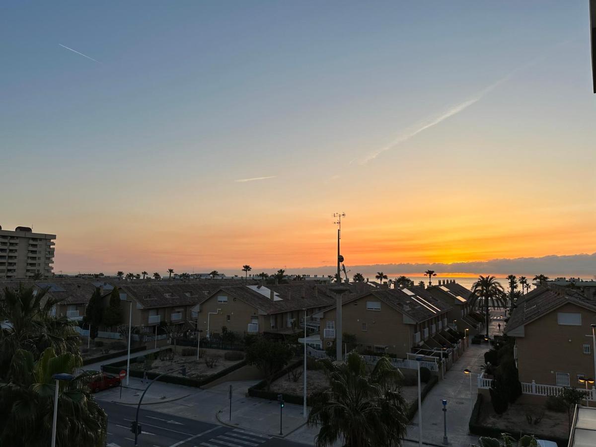 Sunny Patacona Seaview Apartment Valencia Bagian luar foto